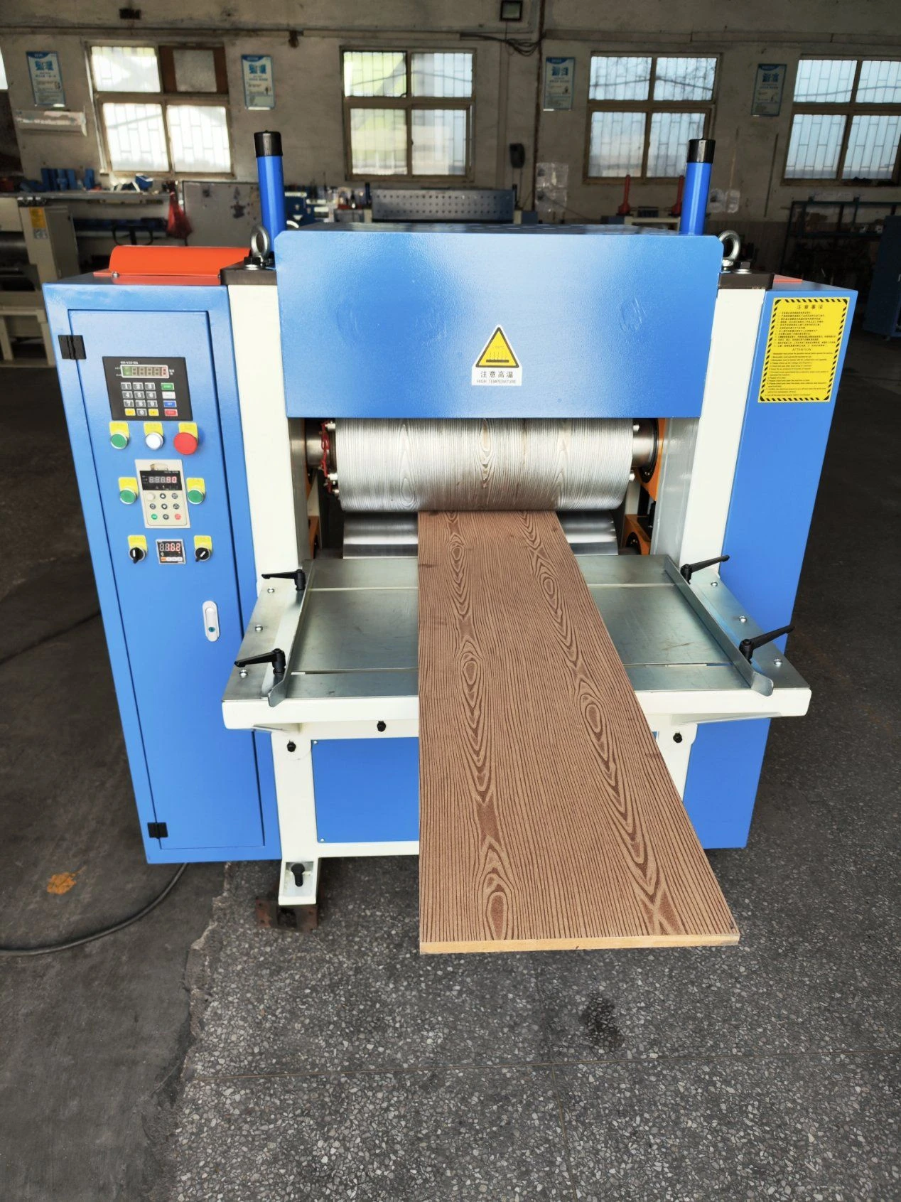 Automatic MDF Plywood Wooden Board PVC Board Embossing Machine