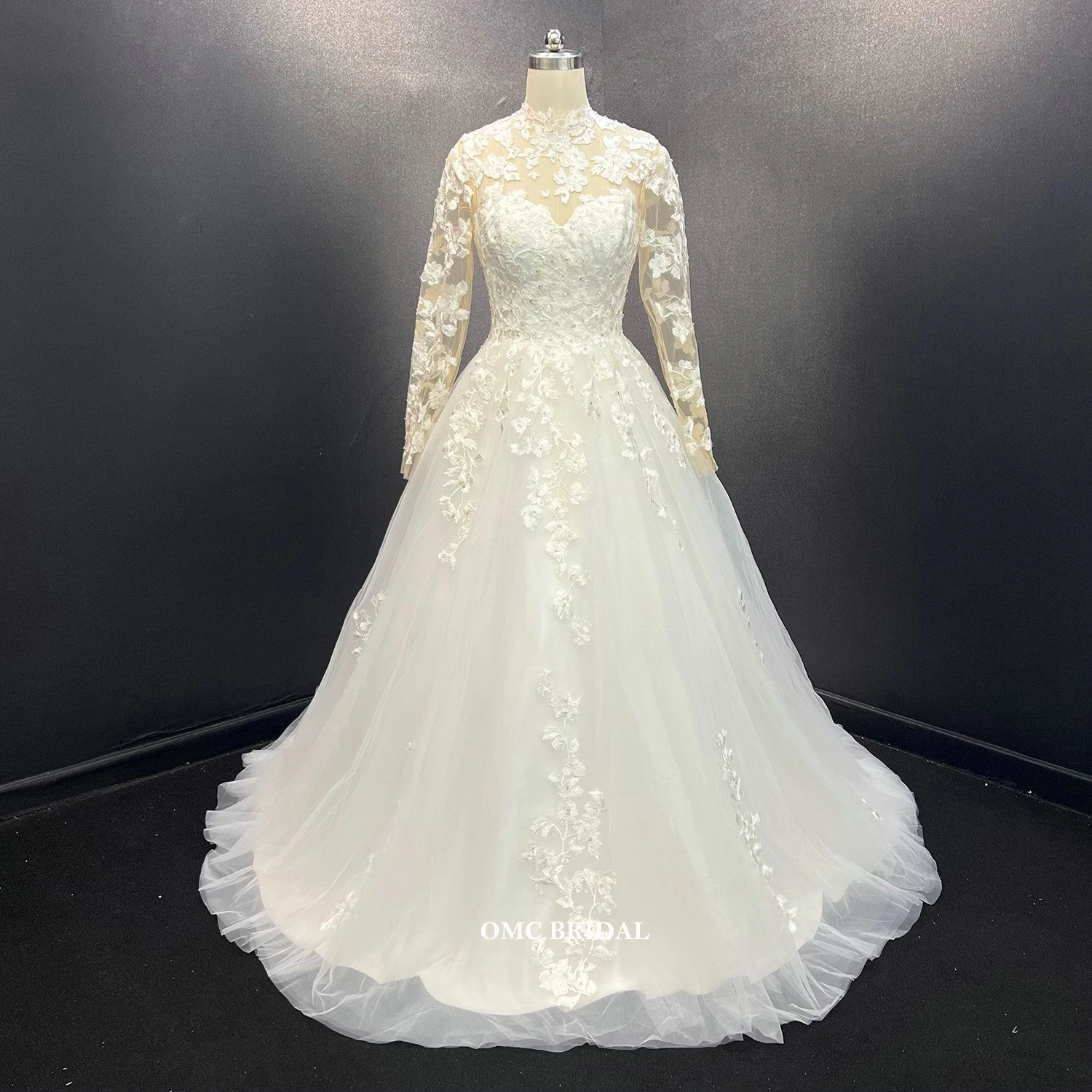White Long Sleeves Ball Gown Bridal Wedding Dress with Beaded Lace Appliques